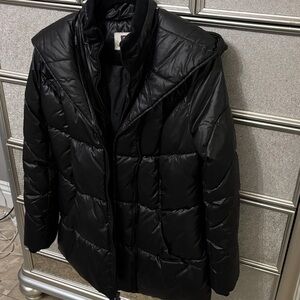 Women's Black Puffer Jacket